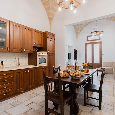 Dimora Tizzi - Boutique Apartment - By Just Houses Srl Alessano Exterior foto